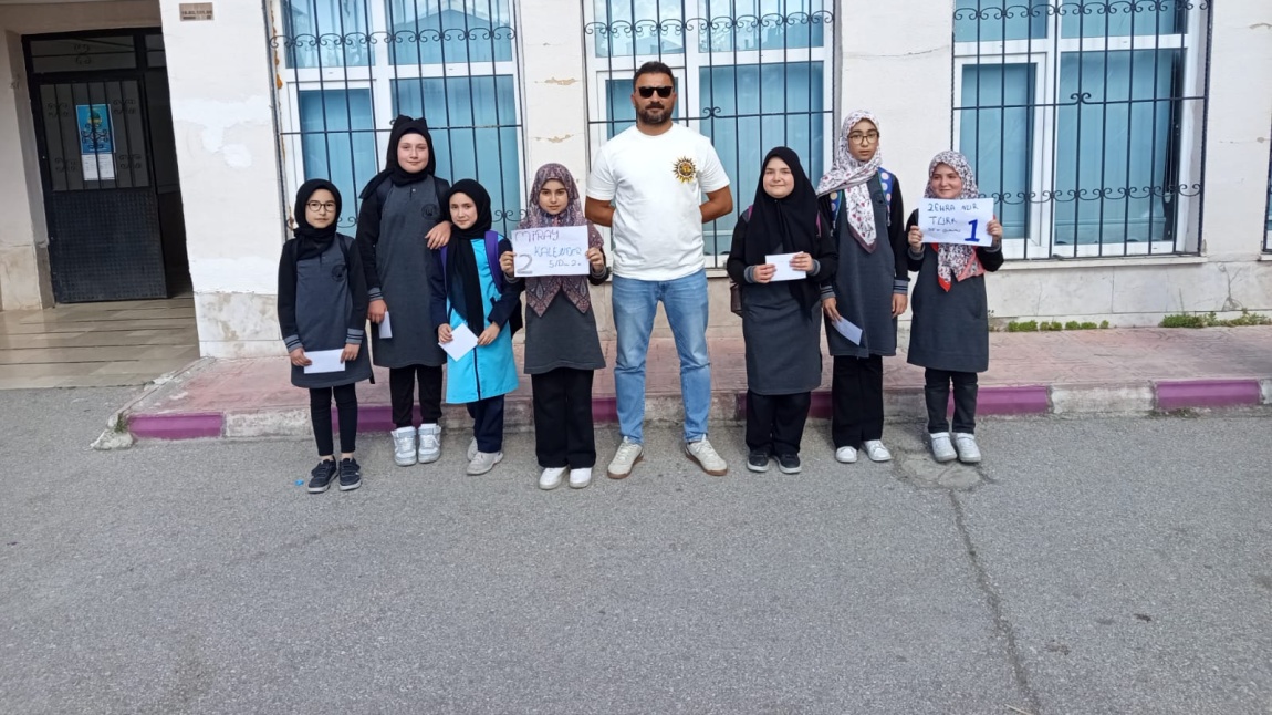 ALACA YÜZME YARIŞMASI